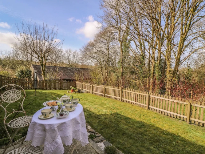 Hawthorn Cottage