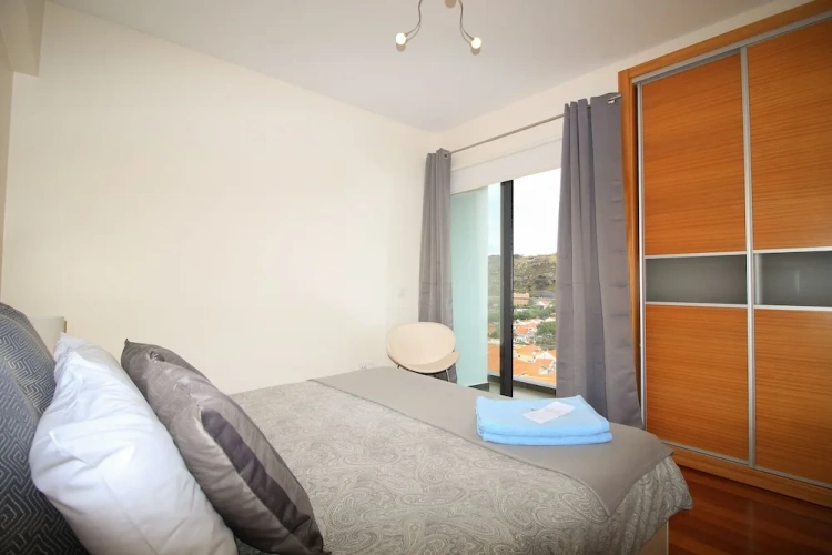 4 Bedrooms Cottage with sea view