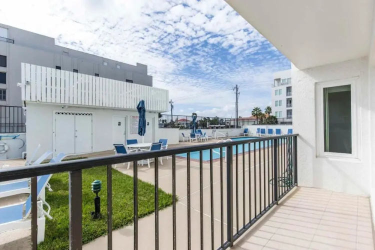 Seville Condominium 101