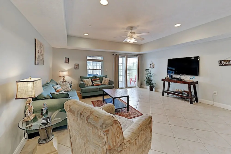 301ambvi 4 Bedroom Condo