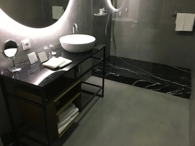 1 Bedroom Deluxe Double room