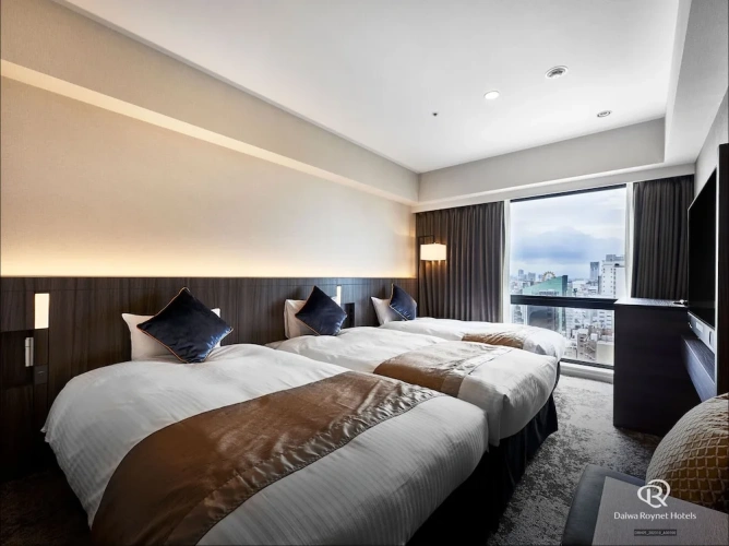 Triple room