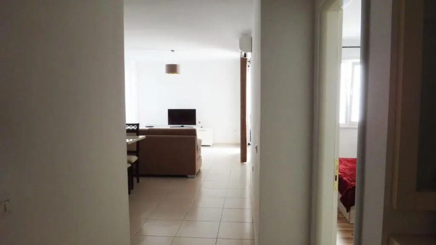 White Residence Luxury Apartments