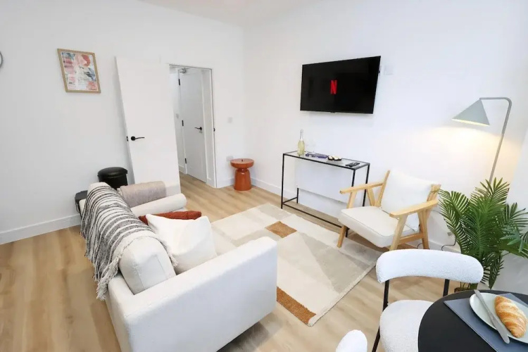 Modern & Cosy 2 Bed Flat in Charming Roath
