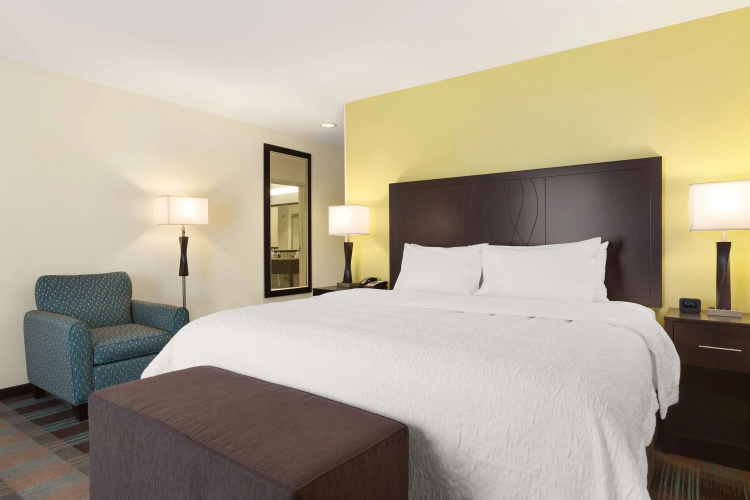 Hampton Inn Fairmont