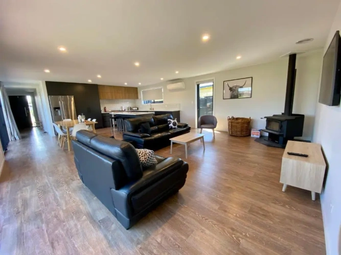 3 Bedrooms Cottage