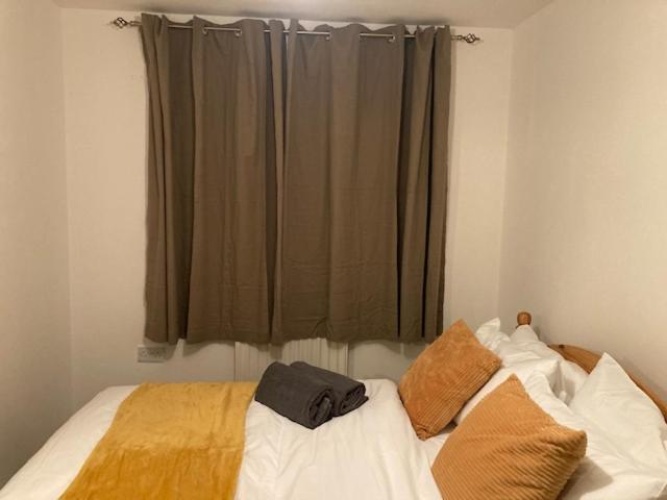3 Bedrooms Cottage