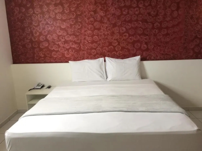Augustos Hotel