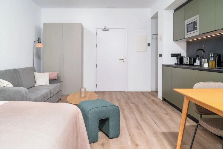 Limehome Valencia Carrer d’Antonio Ferrandis