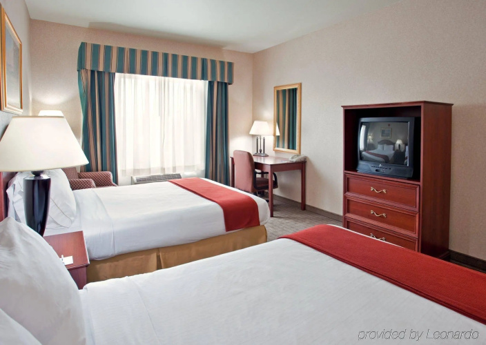 Holiday Inn Express Hotel & Suites Independence-Kansas City by IHG