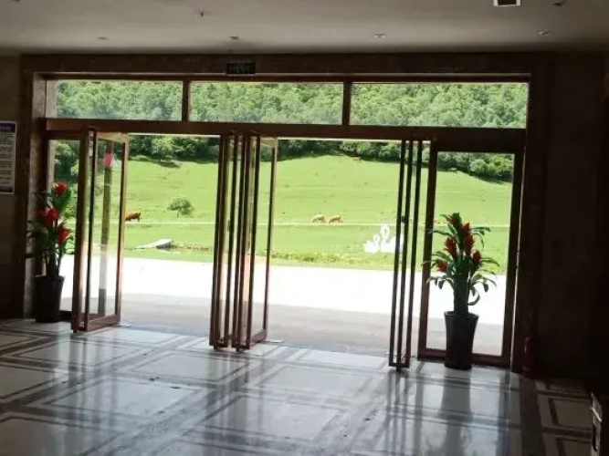 Guanshan Holiday Hotel
