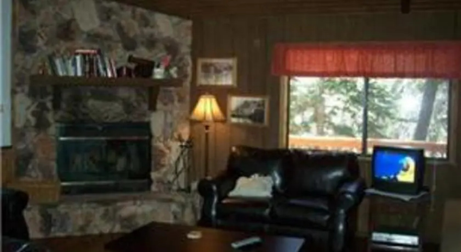 RedAwning La Crescenta
