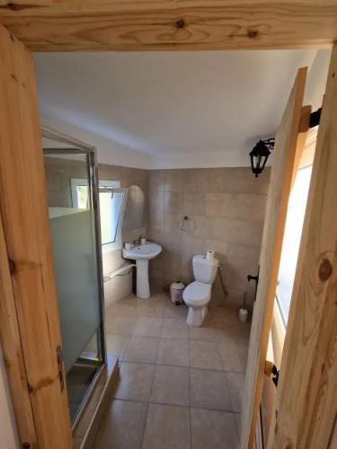 Aprosmeno Jacuzzi House 4