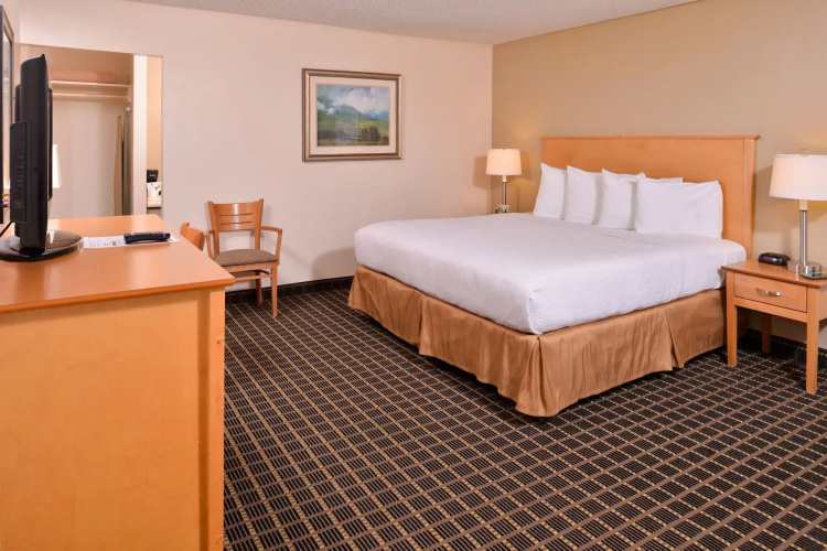 Campus Inn & Suites Eugene Downtown