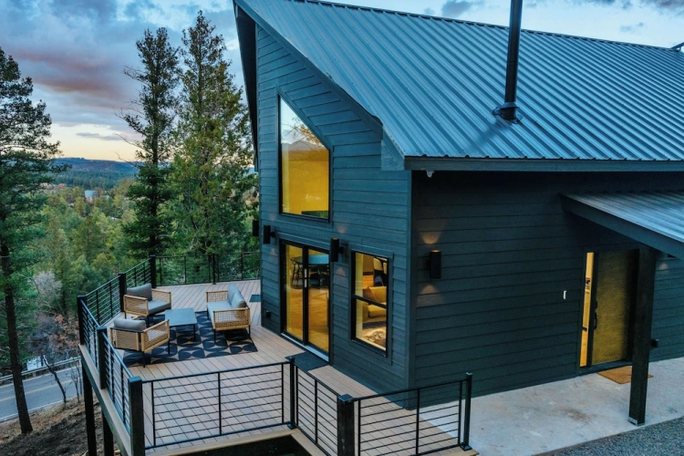 3 Bedrooms Cottage