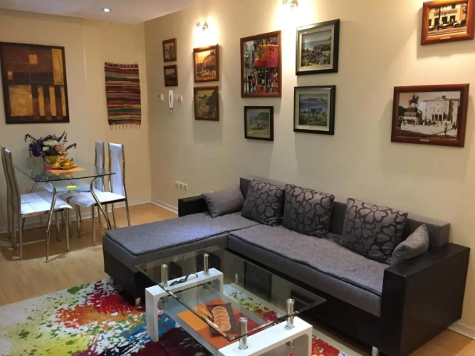 AMN Center Apartment
