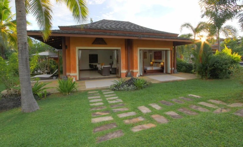 Deluxe Suite with sunrise view