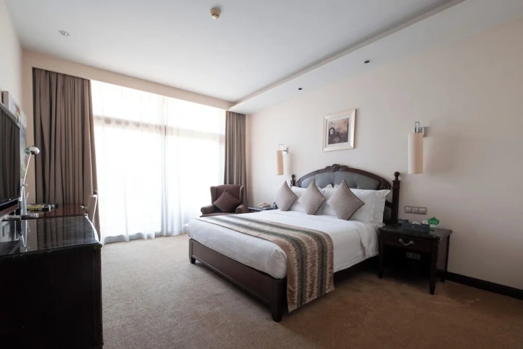 Executive Suite with balcony