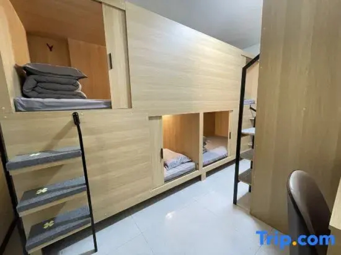 Hexiayi Hostel
