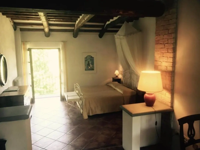 Apartment with balcony