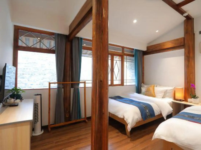 Heshun Chuntianli Inn