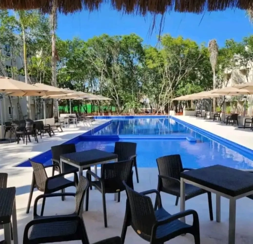 2 Bedrooms Apartment with balcony and with garden view