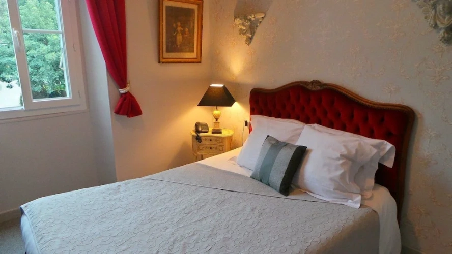 Standard Double room with park view