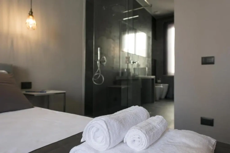 Standard Suite