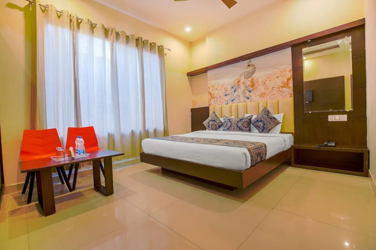 Hotel Crown