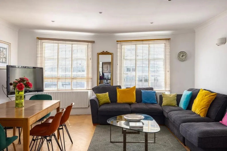PickThePlace Lancaster gate