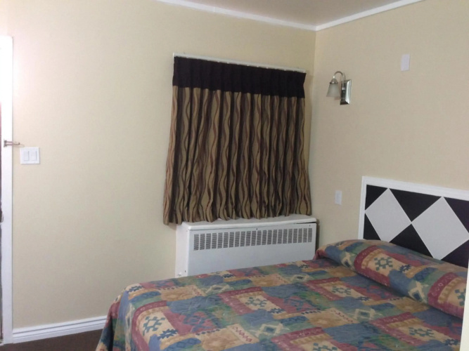 Davidson Motel