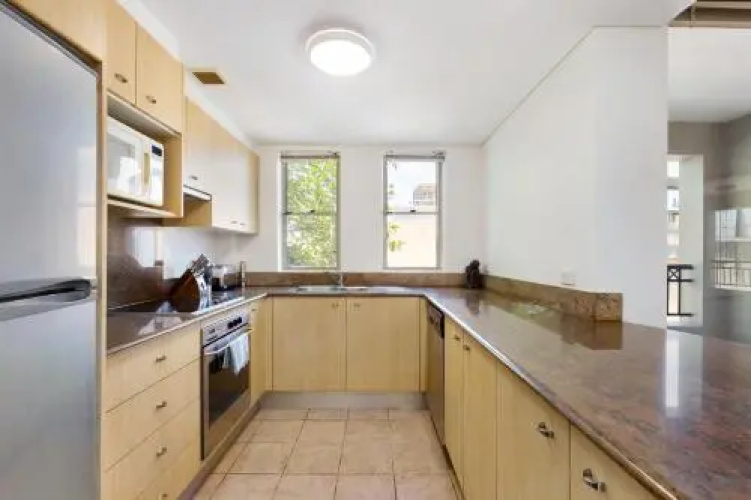 Woolloomooloo Self Contained Modern Apartment
