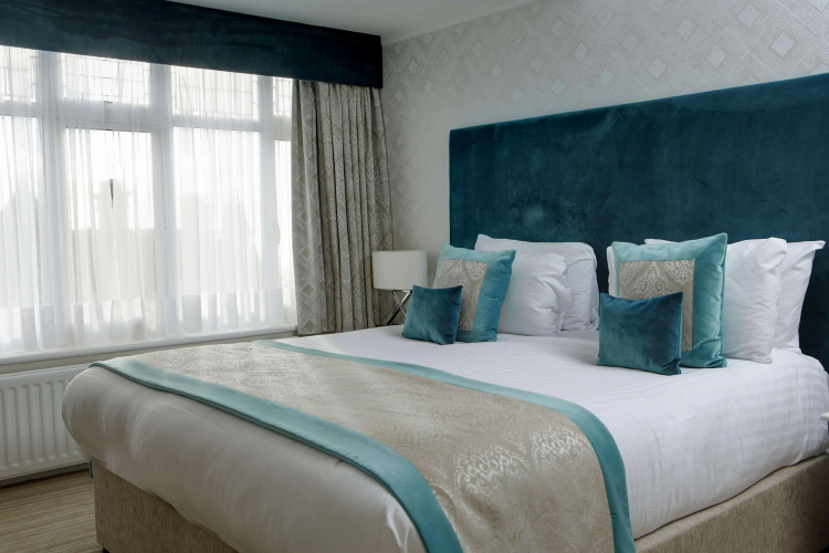 Best Western Plus Burlington Hotel photo 6