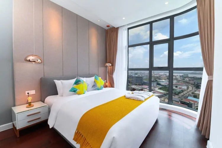 The Peninsula Phnom Penh