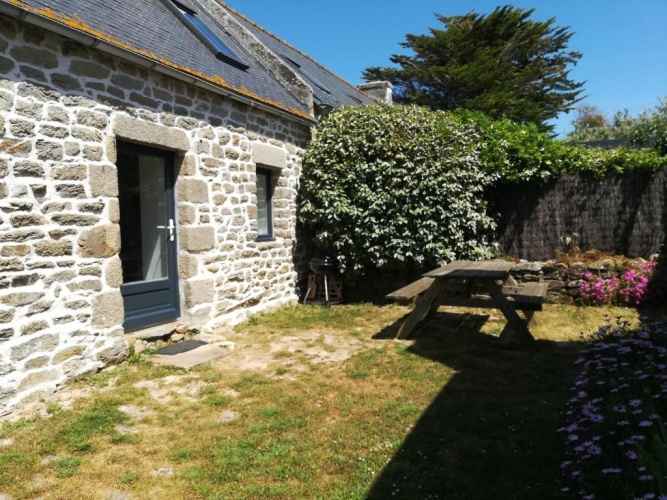2 Bedrooms Cottage