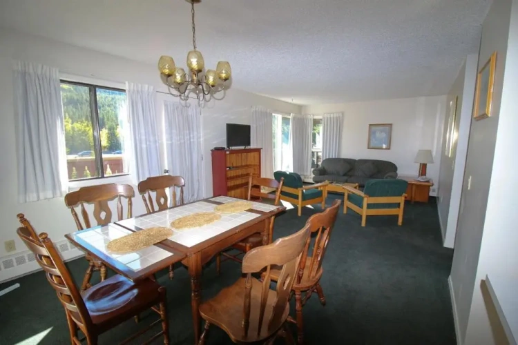 3 Bedrooms Double Family Suite with mountain view