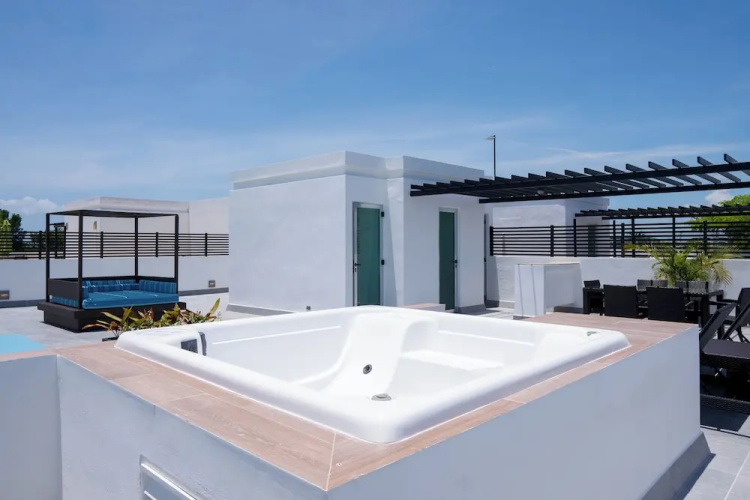 The Fives Beach Hotel & Residences photo 28