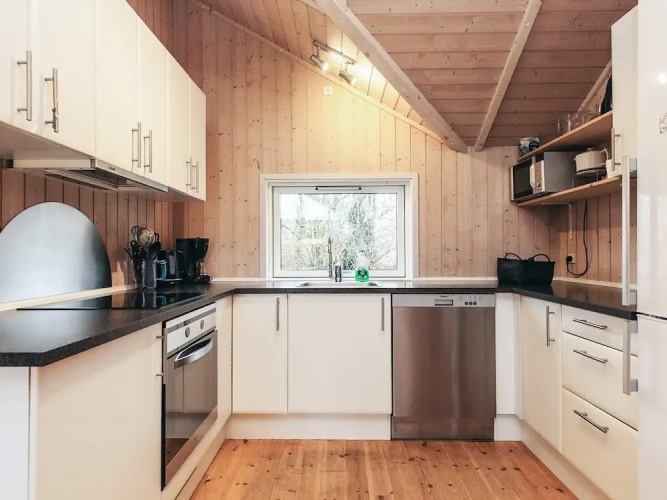 6 Person Holiday Home in Hojby-by Traum