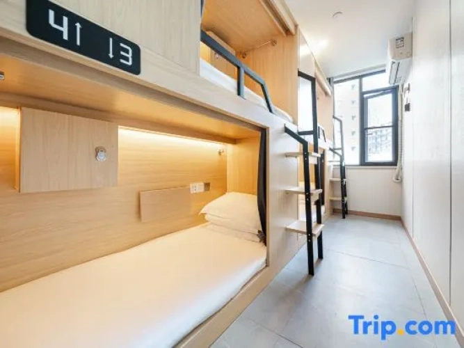 Bed in Dorm (male dorm)