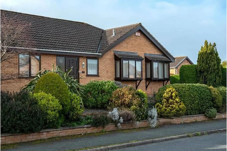 Double Cottage