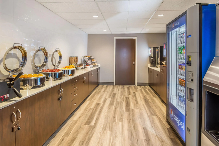 Microtel Inn & Suites By Wyndham Timmins photo 25
