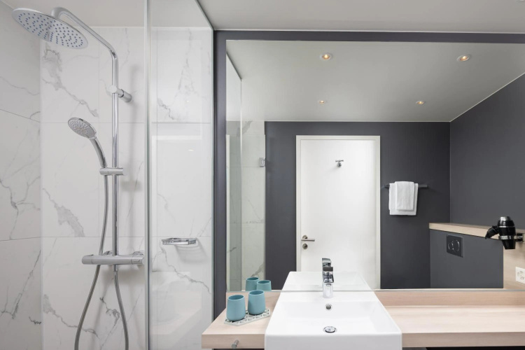 Radisson Hotel & Suites Zurich photo 12