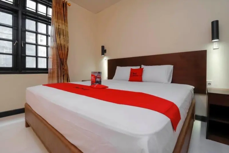 Economy room