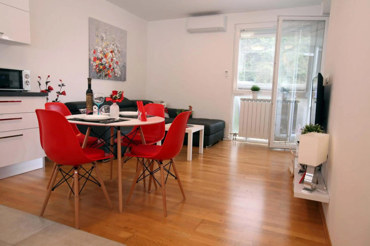 Apartment West
