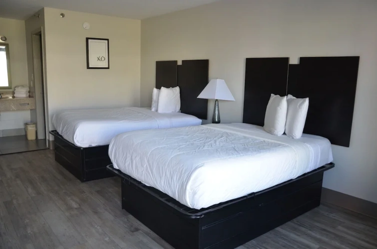 Economy Quadruple room