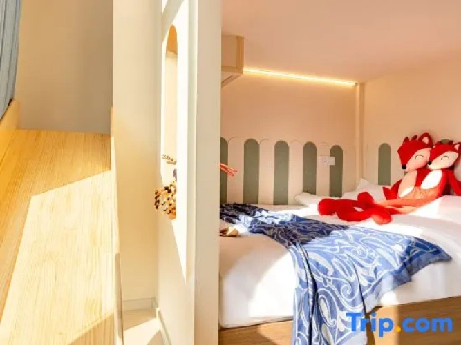 Standard Twin Family room