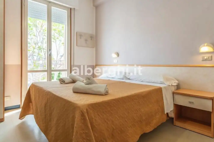 hotel paradiso
