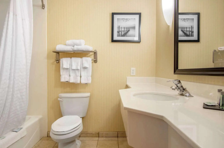Sleep Inn & Suites