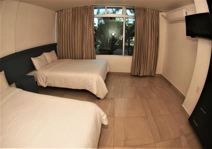 Hotel Solamar Inn