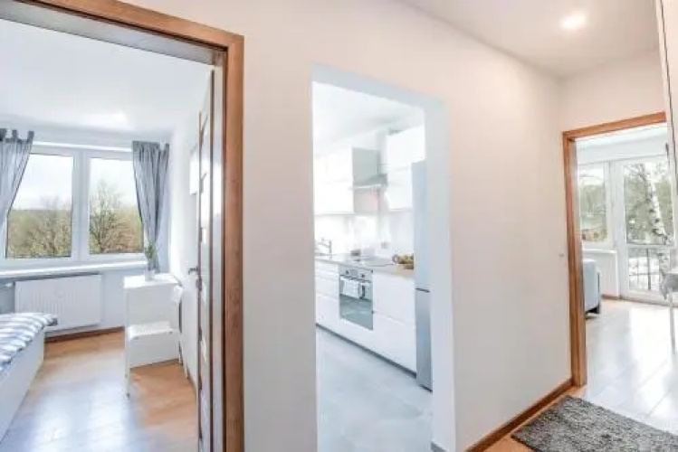 Apartament 8